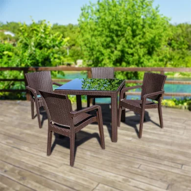 Set tavolo da giardino esterno dehors 90x90cm + 4 sedie effetto rattan marrone Solas