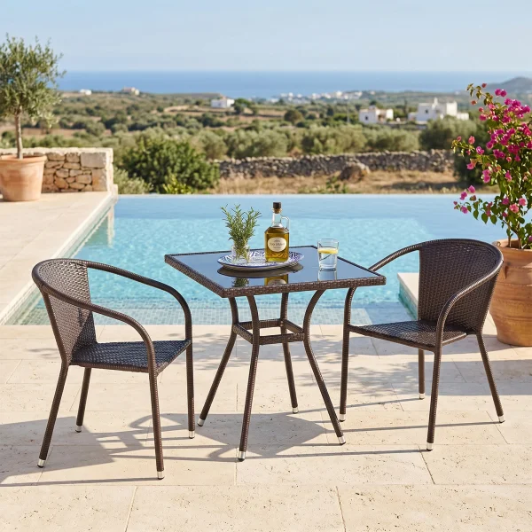 Set tavolo in vetro 70x70cm + 2 sedie da giardino in rattan marrone Cubby