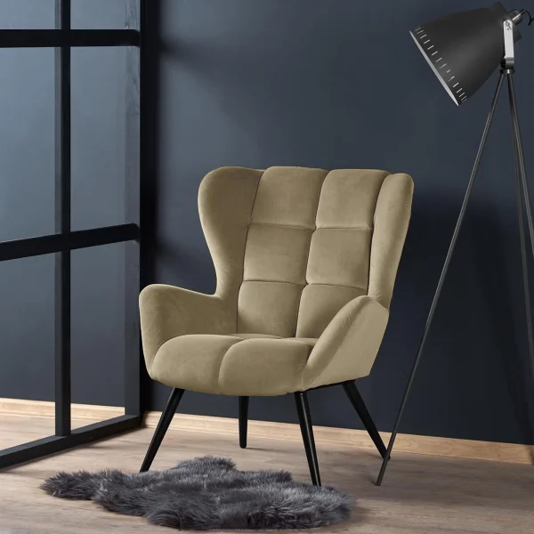 Poltrona imbottita in velluto beige Polly