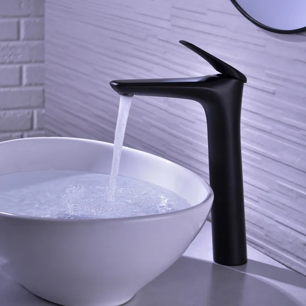 Miscelatore alto per lavabo bagno ottone nero Becco