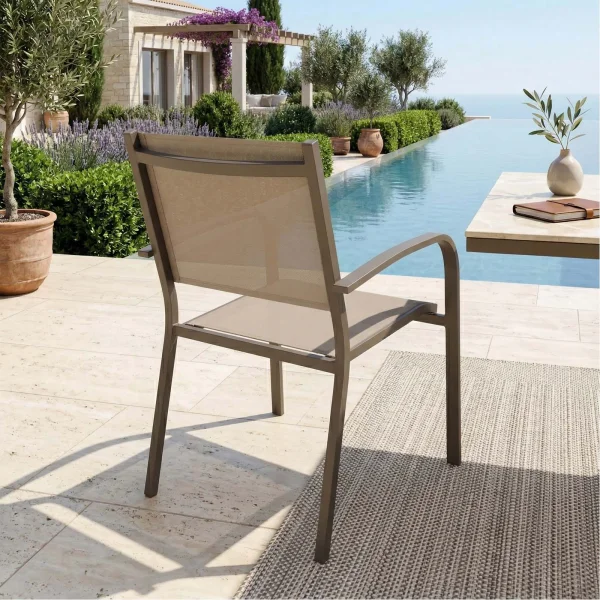 Sedia da giardino impilabile con braccioli tondi in alluminio e textilene tortora Brezza