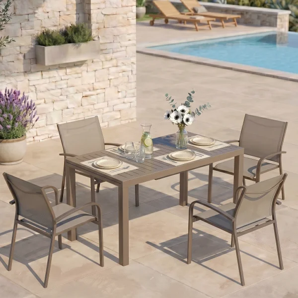 Set tavolo da giardino allungabile 140/210cm tortora + 4 sedie con braccioli tondi tortora Brezza